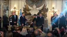 El presidente Mauricio Macri tom juramento a los nuevos ministros de Salud y Agroindustria